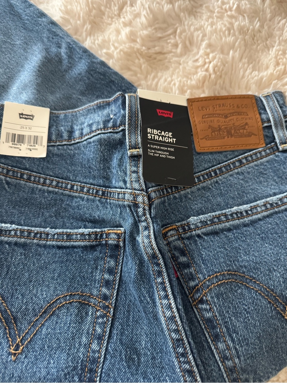 Levi's Dark Blue Wide-Leg Women's Jeans